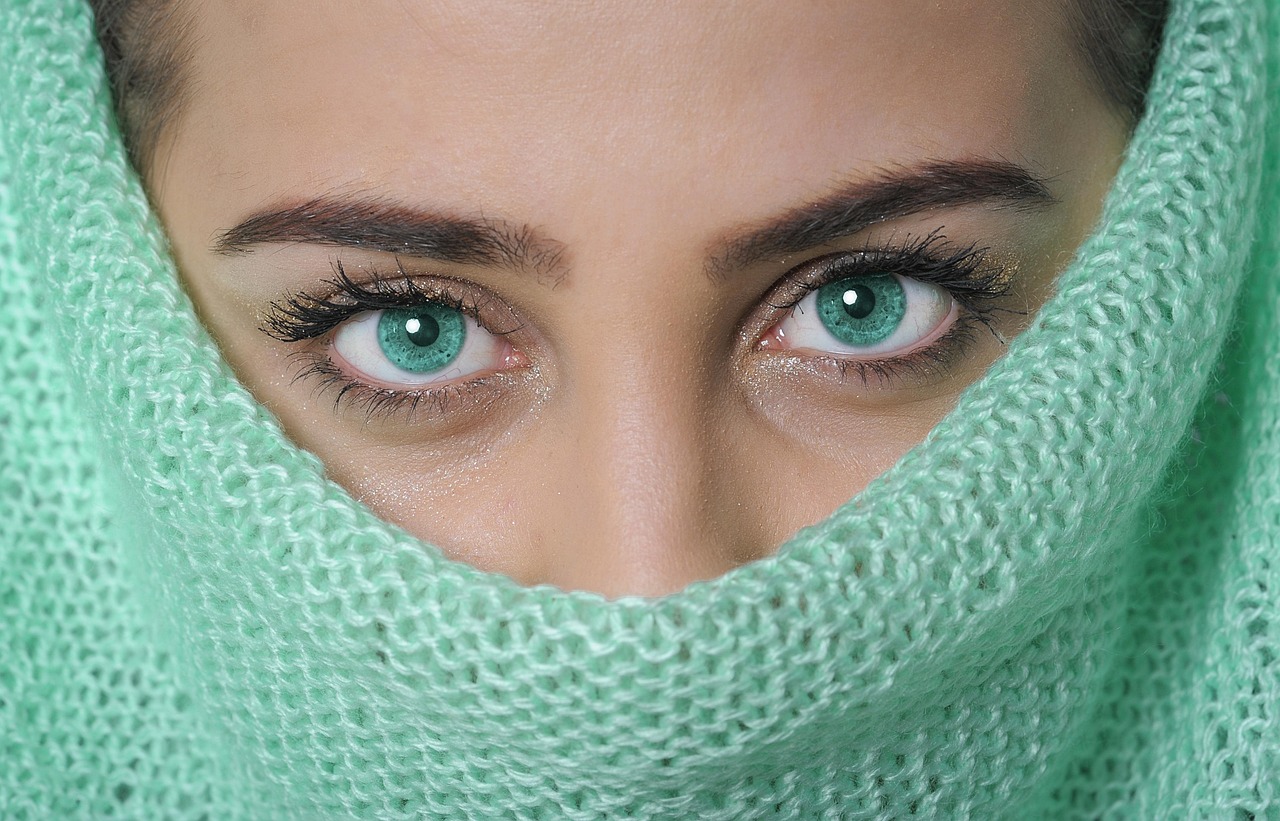 Scopri Crio Age Eyes: guida completa ai benefici e all'uso quotidiano